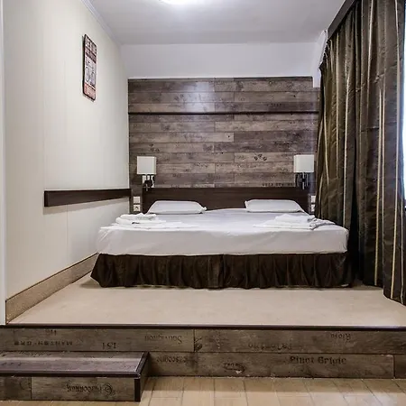 Hotel Art 2*